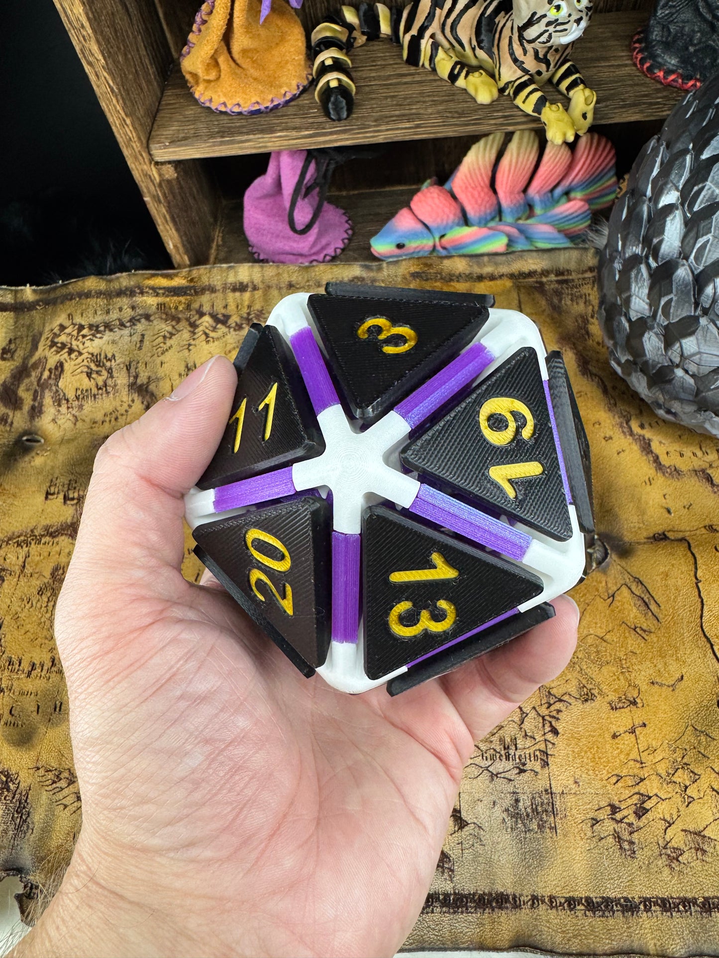 Fidget Dice - KPop Demon Hunter Theme - D20 Clicker