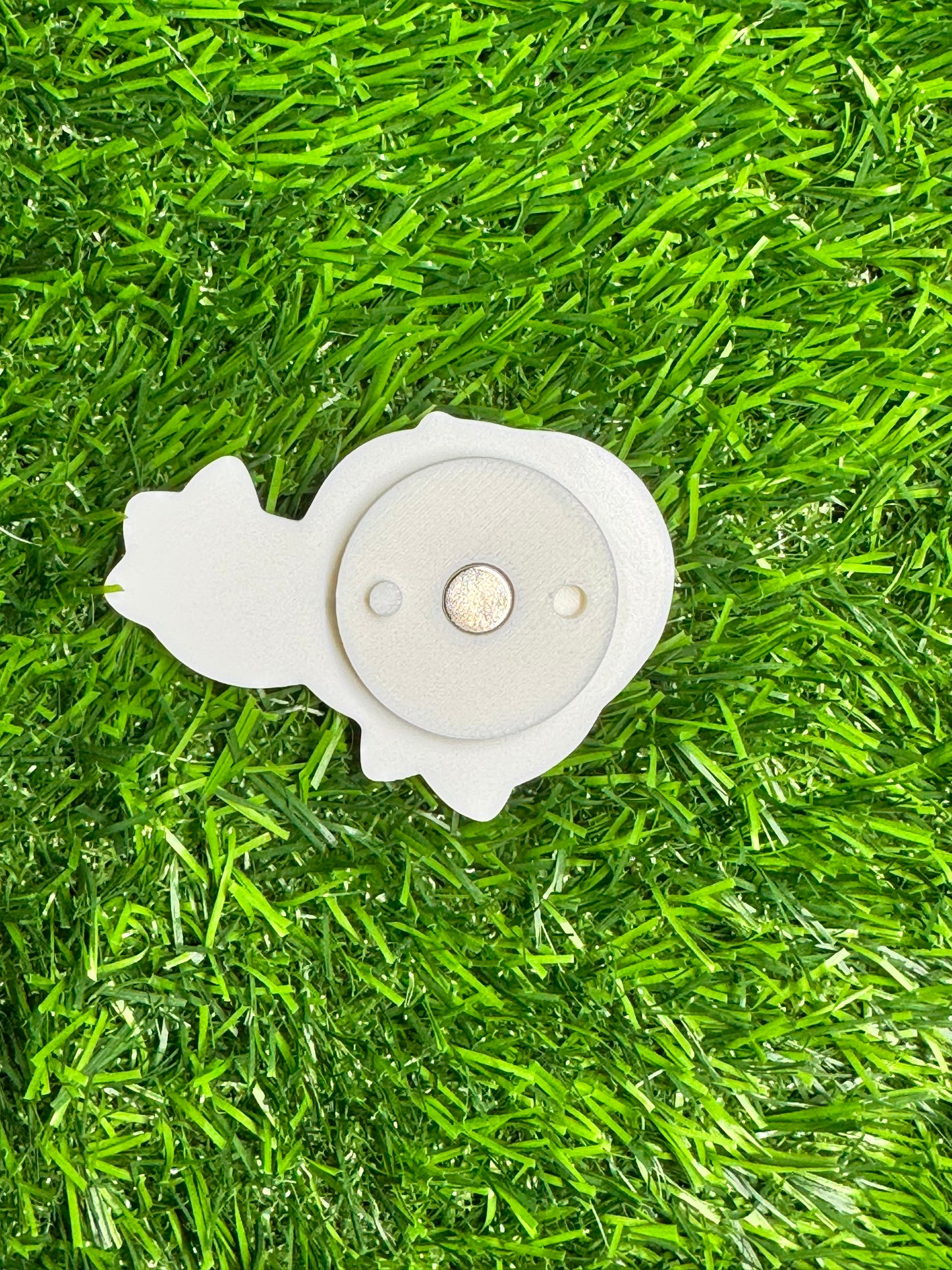 Popswap - Elegant Leafeon - Attachment/Badge Reel