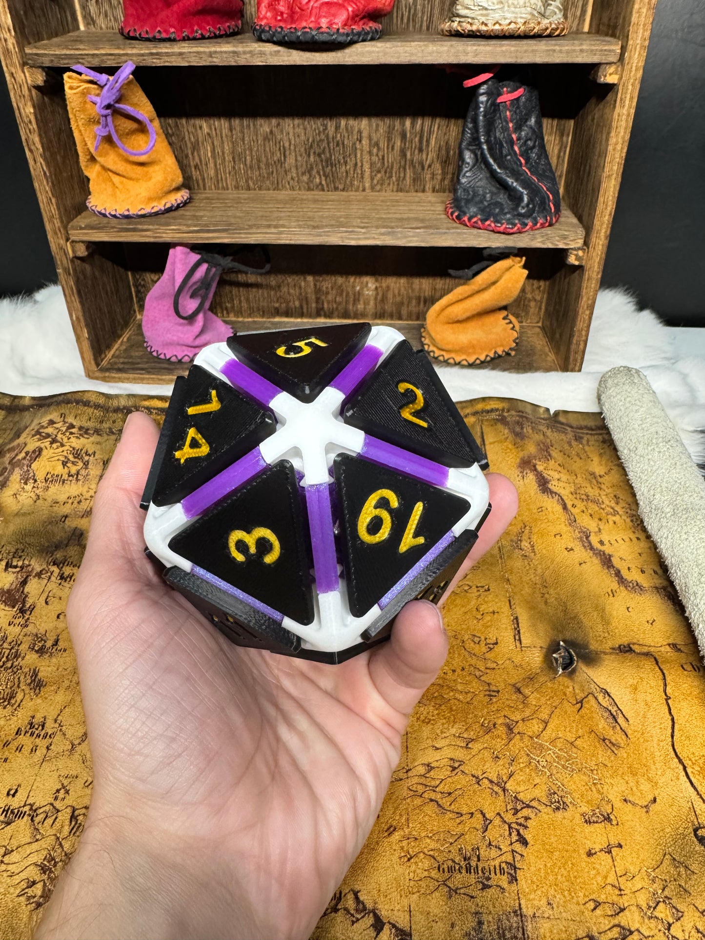 Fidget Dice - KPop Demon Hunter Theme - D20 Clicker