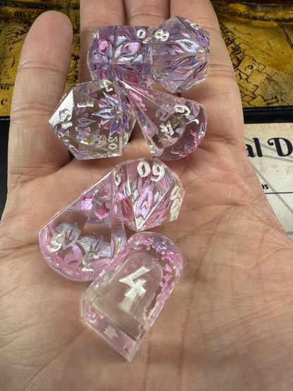 **PRE ORDER**Chameleos - Standard Set - Fine Art Dice