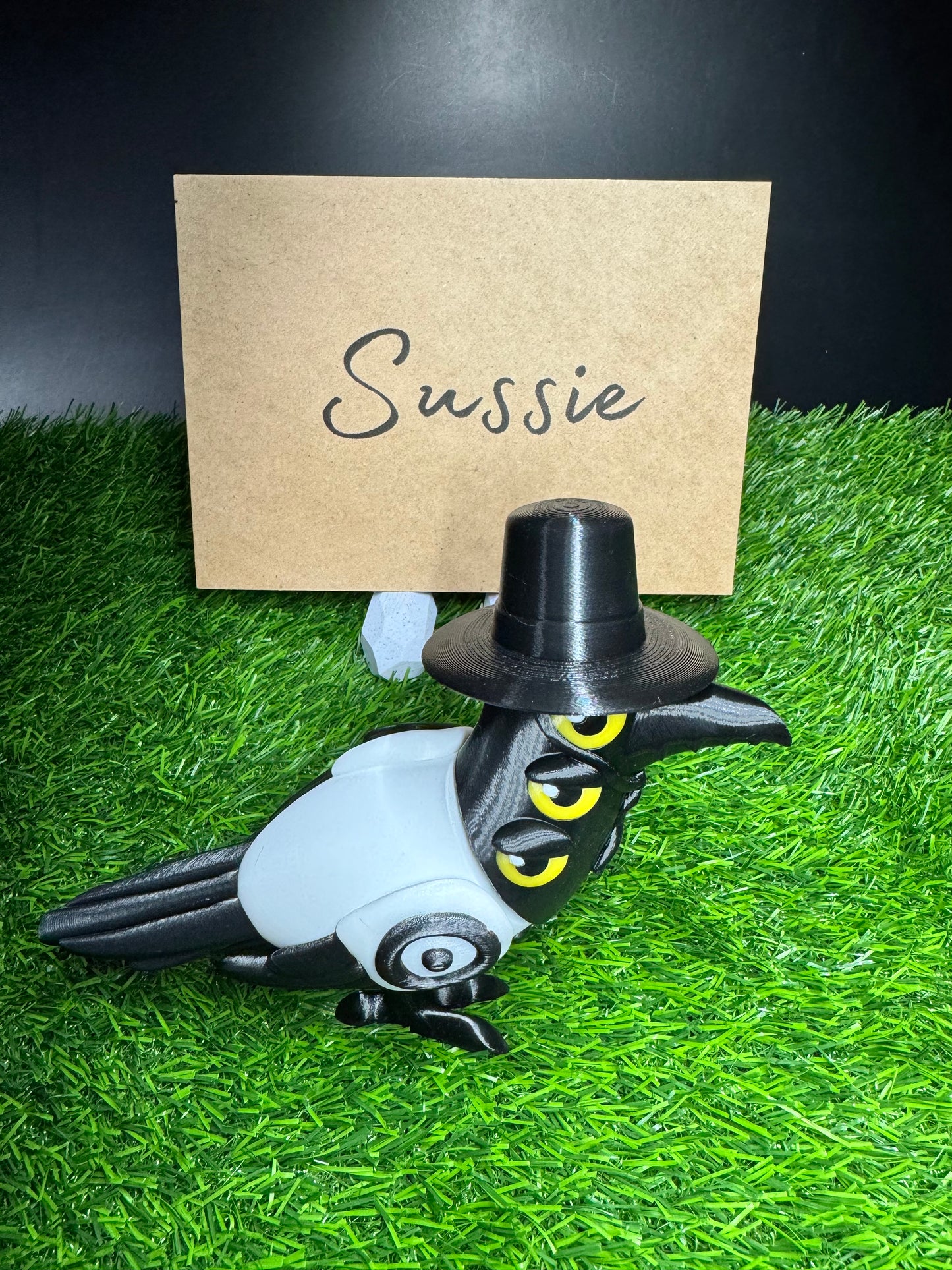 Sussie - The Demonic Corvid - Mythical Pets