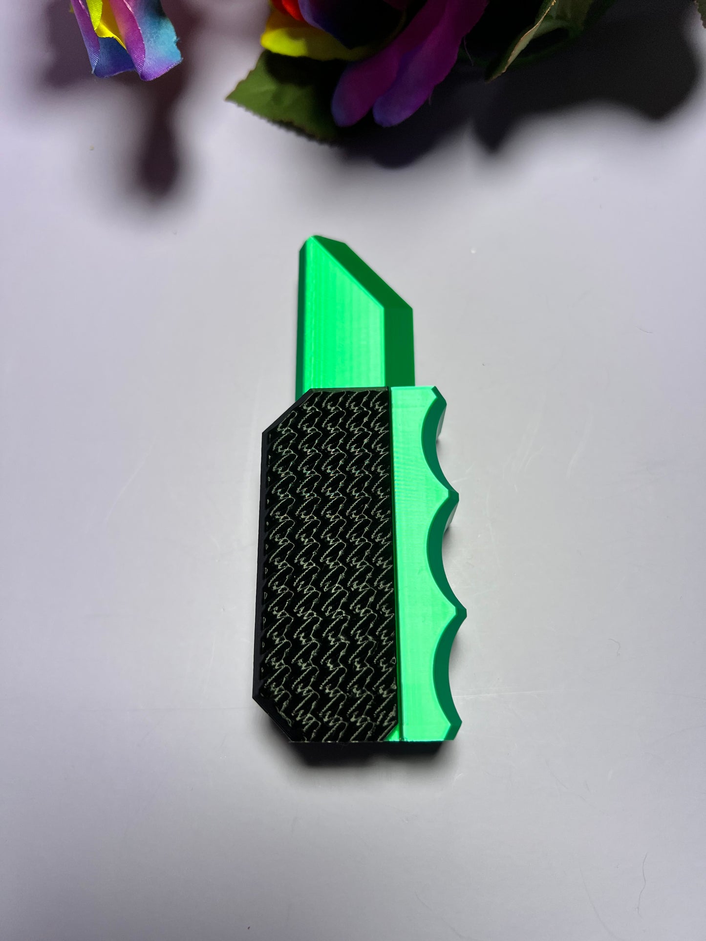 Gravity Fidget Knife - Retractable Blade - Prestige Edition Available