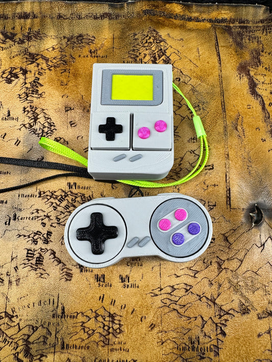 Fidget Clicker - Retro Gaming - SNES Controller and Gameboy